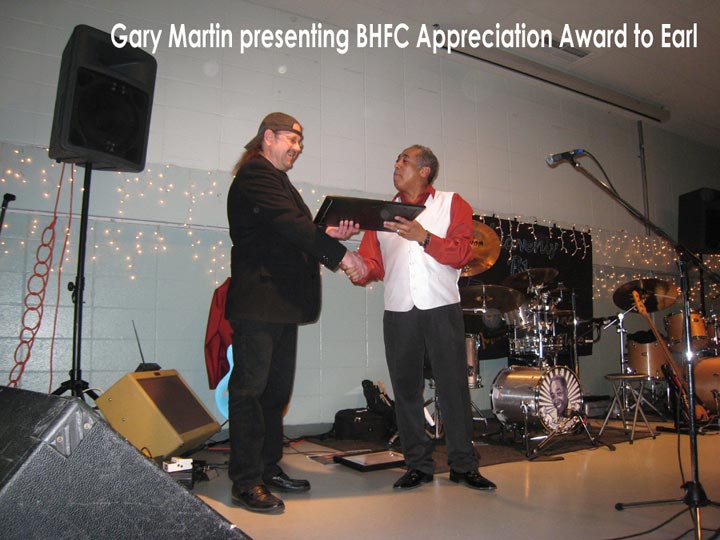 Gary Martin presenting Certificate of Appreciation to Earl